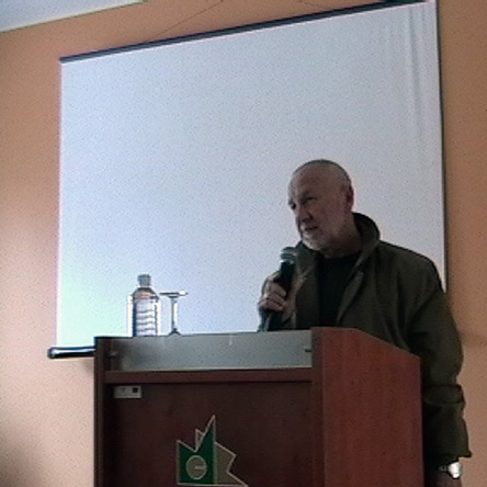 Donaldas Kajokas pristato savo eilėraščių rinkinį „kurčiam asiliukui“ Poetiniame Druskininkų rudenyje